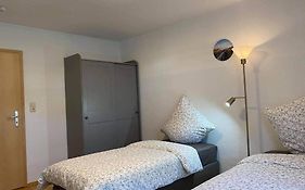 Beste Lage In Rostock: 2-Zimmerwohnung Mit Balkon Im 1.Og