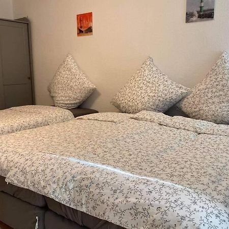 Beste Lage In Rostock: 2-Zimmerwohnung Mit Balkon Im 1.Og Eksteriør billede