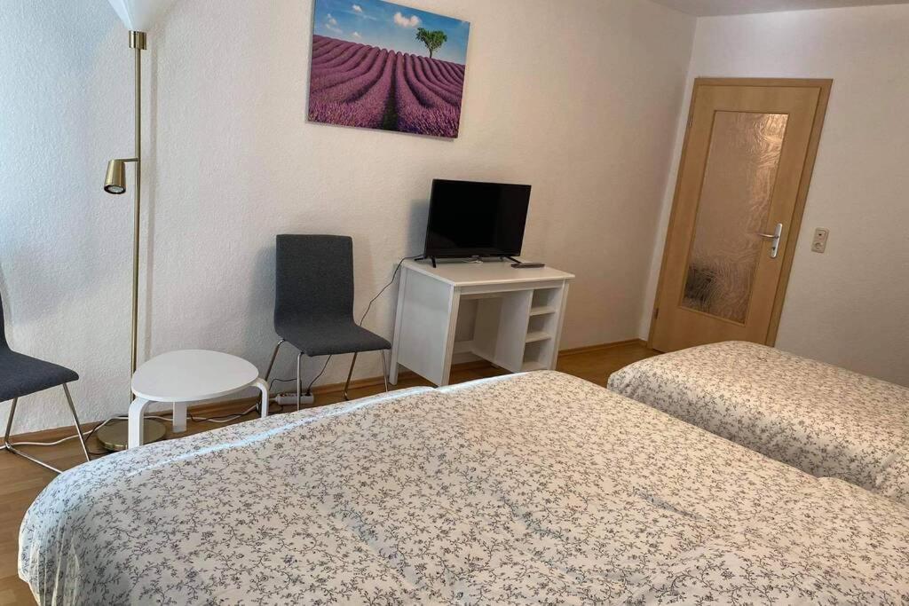 Beste Lage In Rostock: 2-Zimmerwohnung Mit Balkon Im 1.Og Eksteriør billede