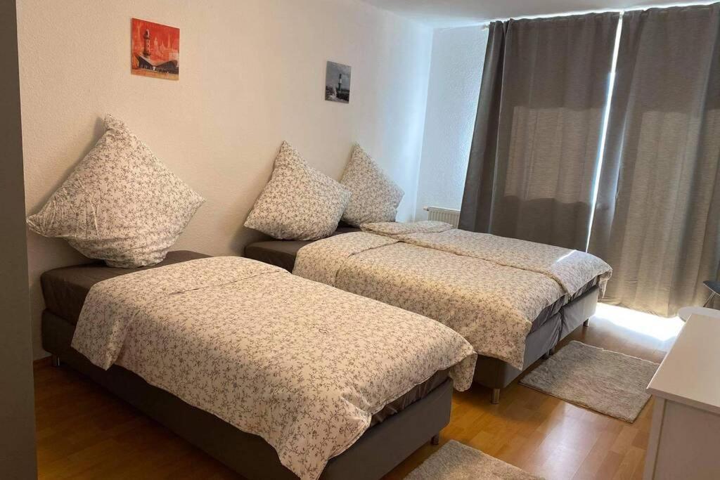 Beste Lage In Rostock: 2-Zimmerwohnung Mit Balkon Im 1.Og Eksteriør billede
